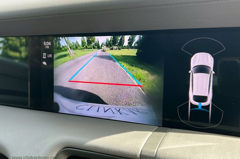 Porsche Taycan 4 Cross Turismo Performance Plus 93.4kWh with 11kW Charger