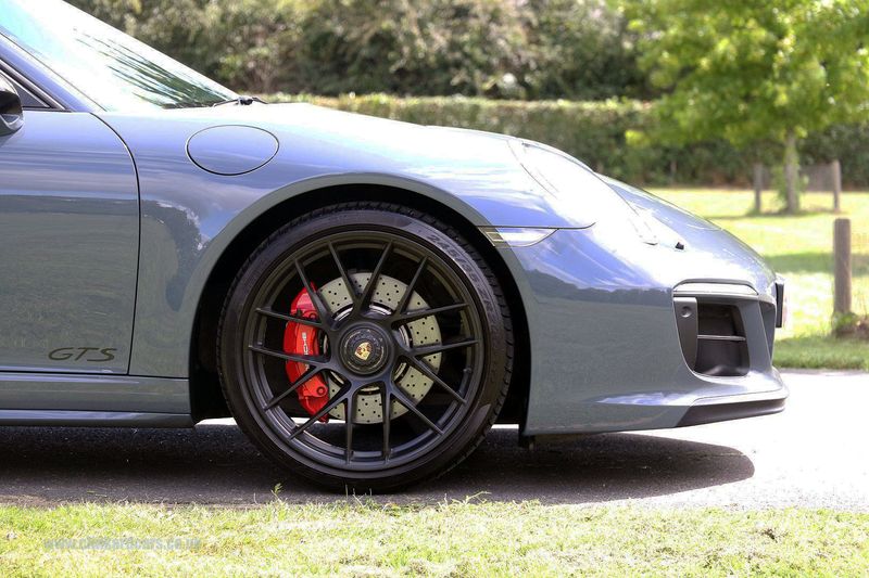 Porsche 991 Targa 4 GTS PDK