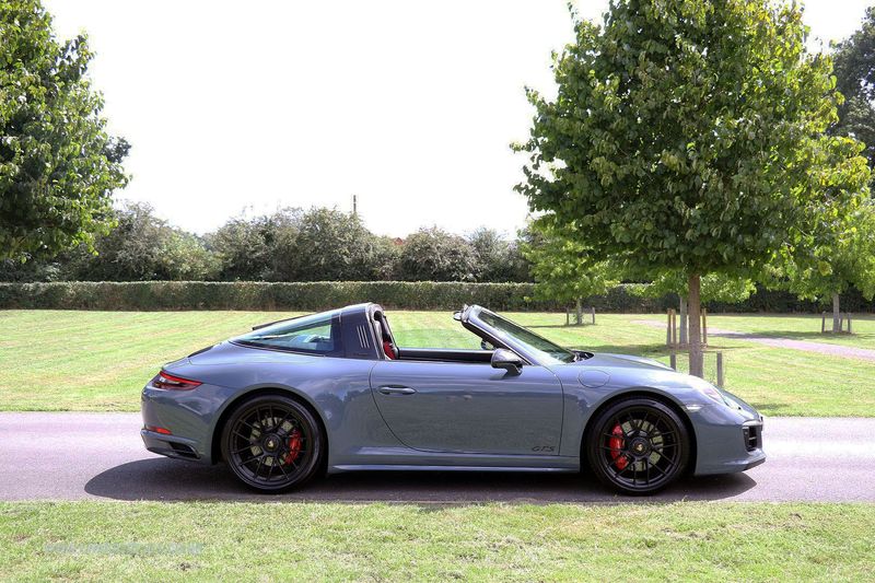 Porsche 991 Targa 4 GTS PDK