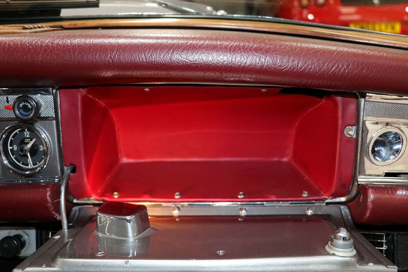 Mercedes Benz 280SL 'Pagoda'