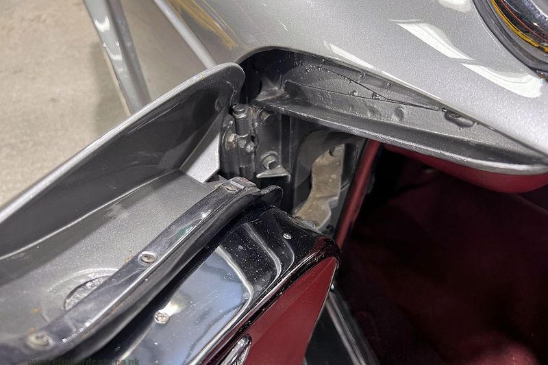 Mercedes Benz 280SL 'Pagoda'