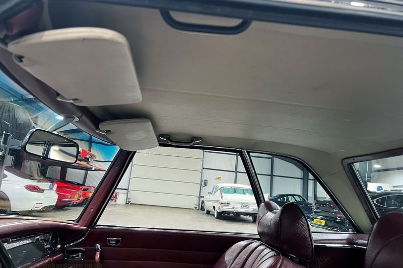 Mercedes Benz 280SL 'Pagoda'