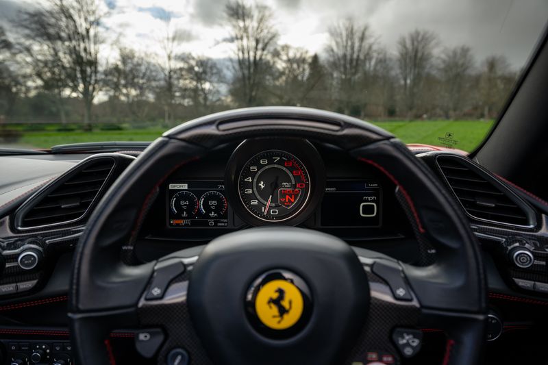 Ferrari 488 Spider DCT