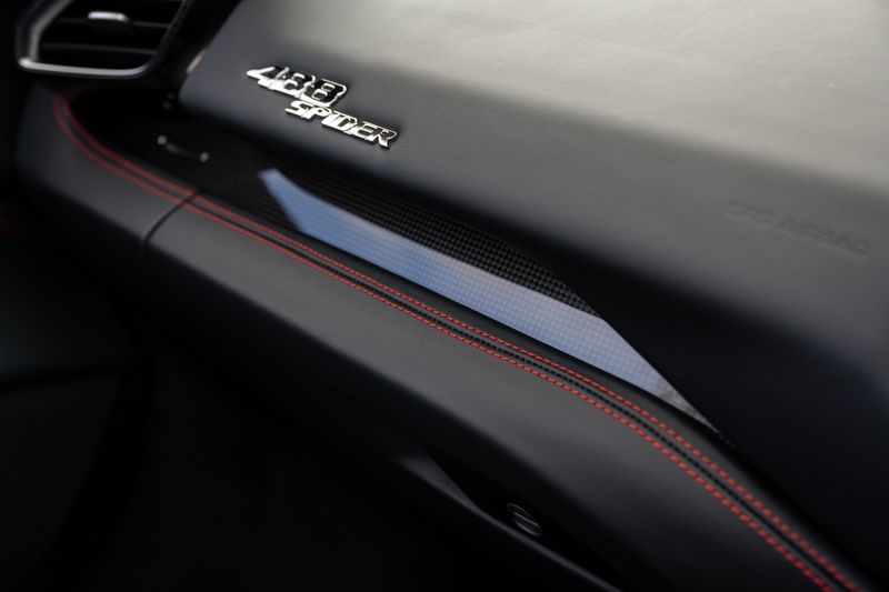 Ferrari 488 Spider DCT