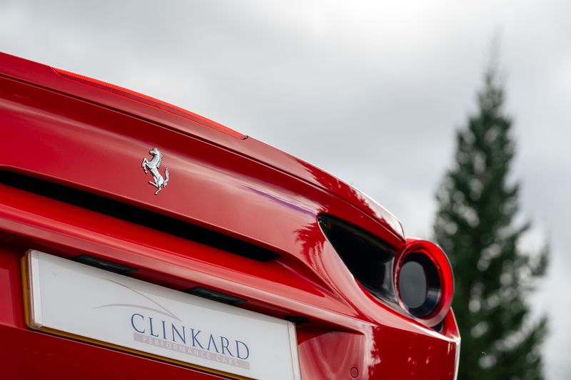 Ferrari 488 Spider DCT