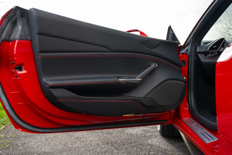 Ferrari 488 Spider DCT