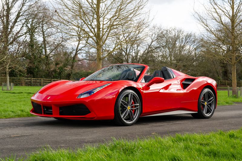Ferrari 488 Spider DCT