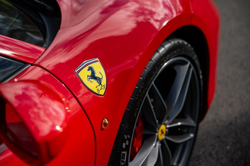 Ferrari 488 Spider DCT