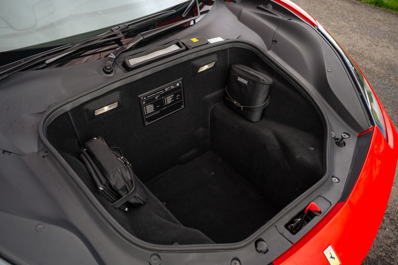 Ferrari 488 Spider DCT