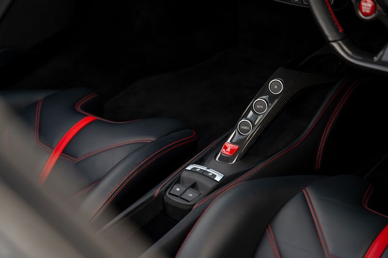 Ferrari 488 Spider DCT