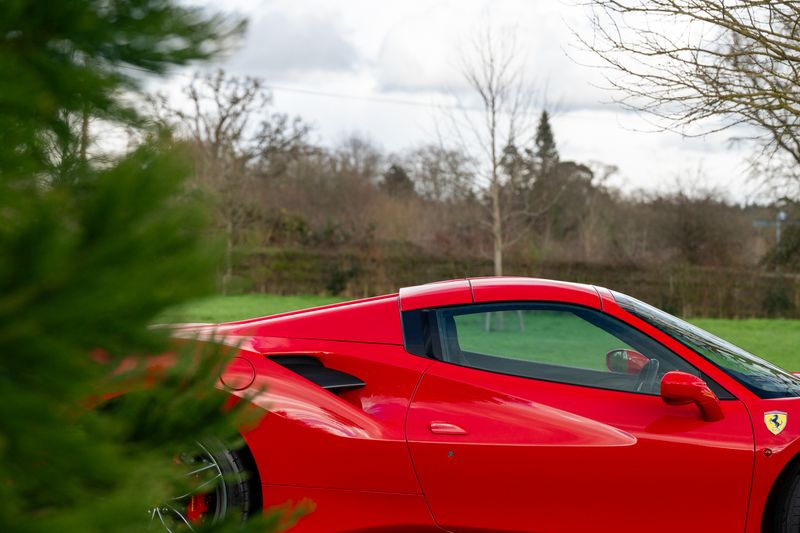 Ferrari 488 Spider DCT