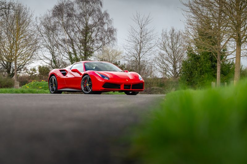 Ferrari 488 Spider DCT