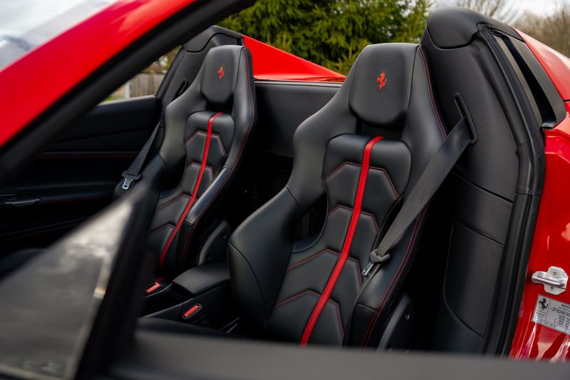 Ferrari 488 Spider DCT