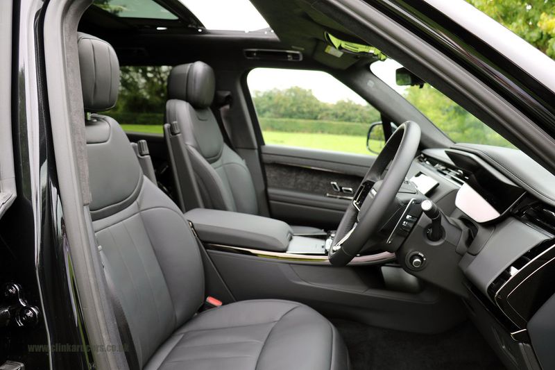 Range Rover Sport D350 First Edition