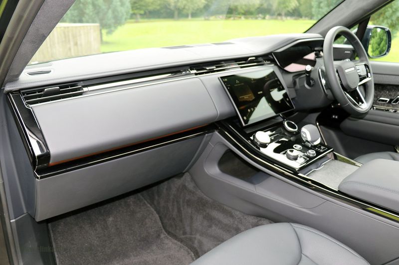 Range Rover Sport D350 First Edition