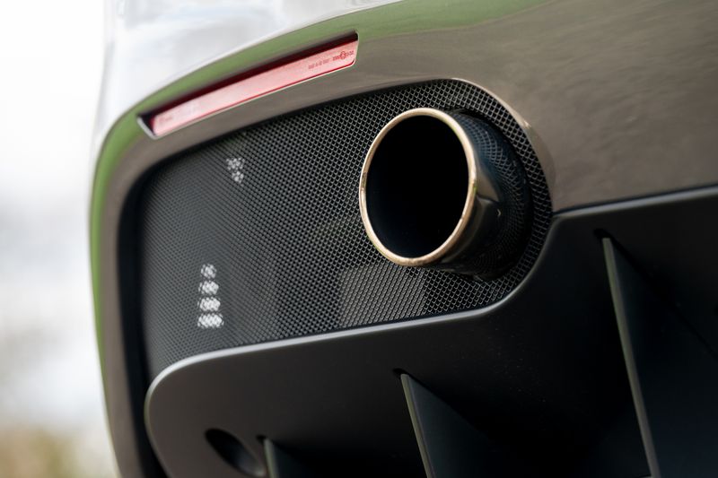 Ferrari 488 3.9T V8 GTB F1 DCT