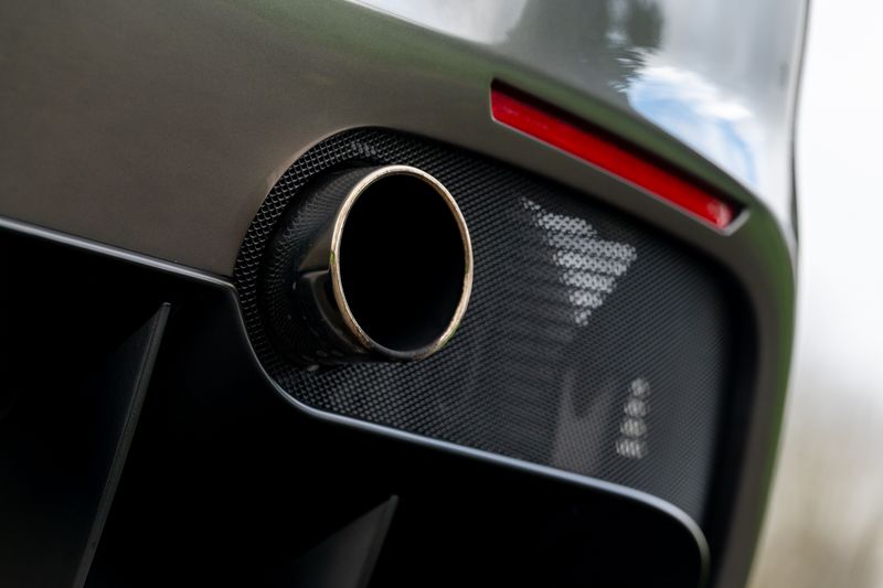 Ferrari 488 3.9T V8 GTB F1 DCT