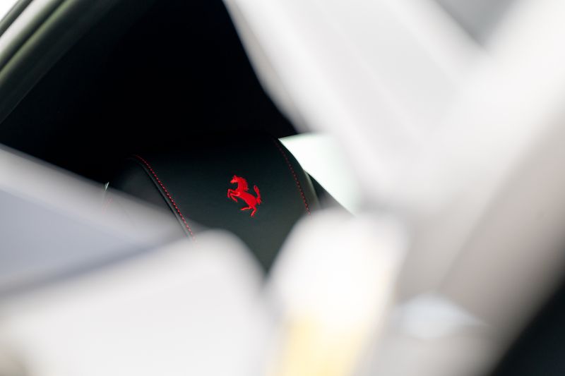 Ferrari 488 3.9T V8 GTB F1 DCT