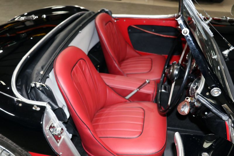 Austin Healey 100/4 BN1