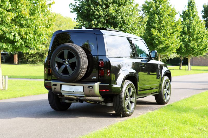 Landrover Defender D250 HSE X Dynamic