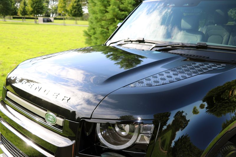 Landrover Defender D250 HSE X Dynamic