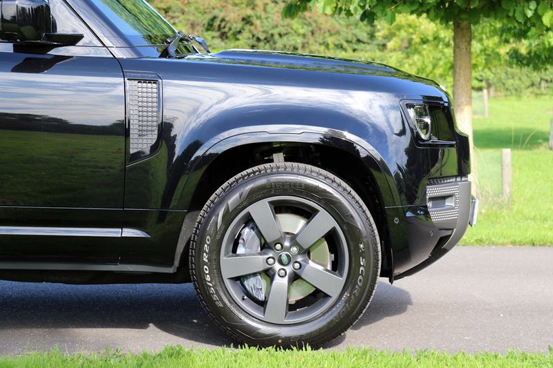Landrover Defender D250 HSE X Dynamic