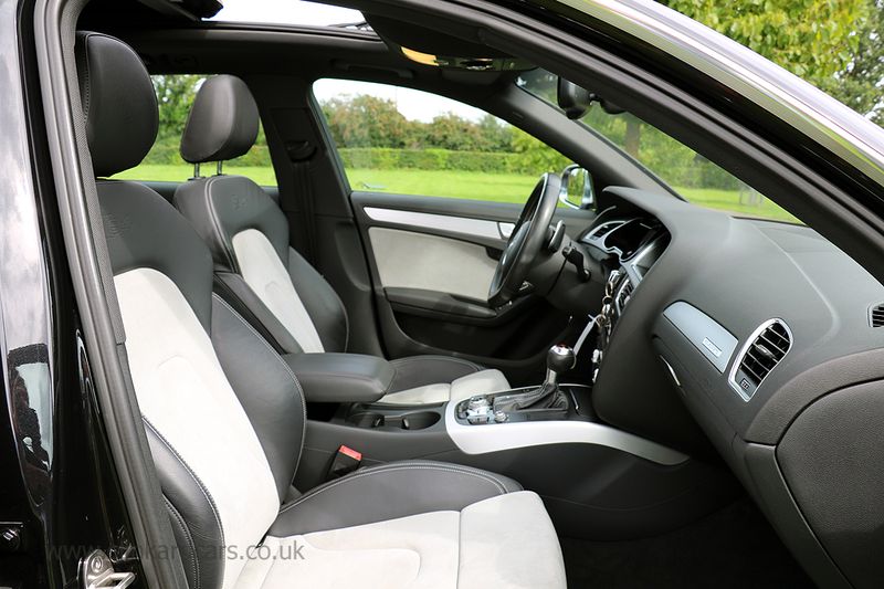 Audi S4 Avant 3.0 Quattro Automatic LHD