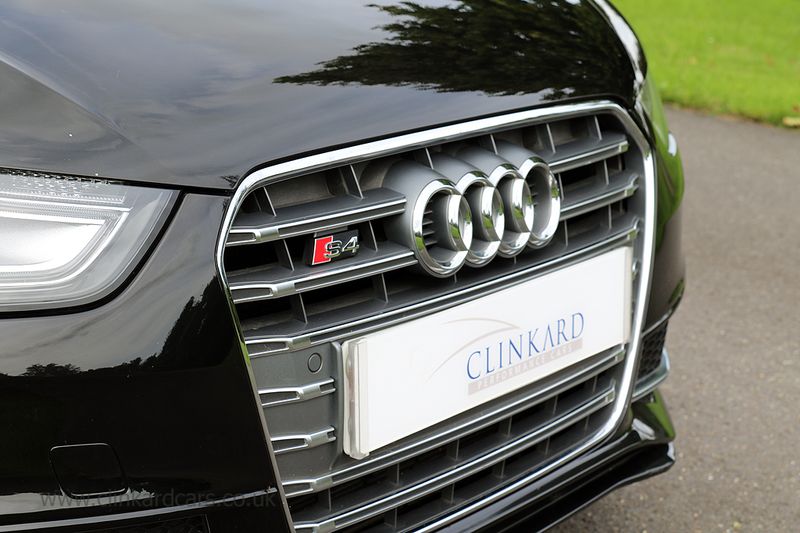 Audi S4 Avant 3.0 Quattro Automatic LHD