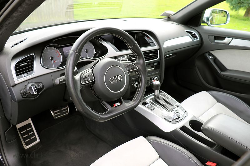 Audi S4 Avant 3.0 Quattro Automatic LHD