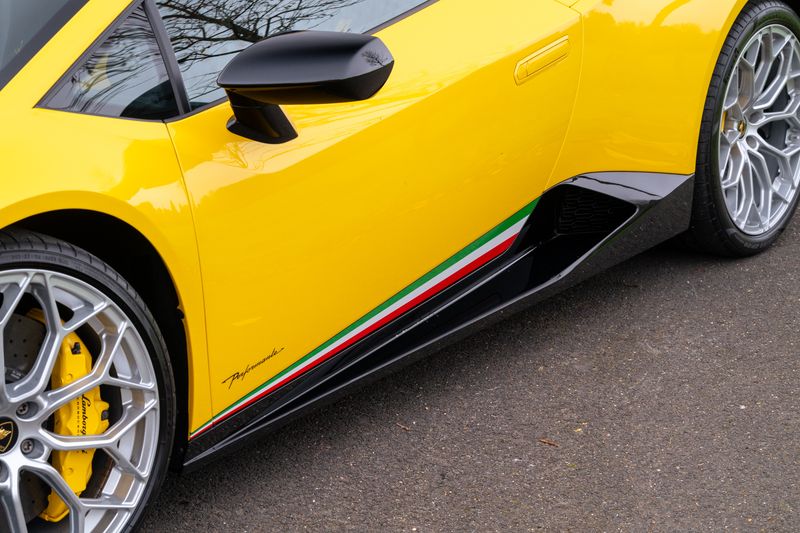 Lamborghini Huracan Performante 5.2 V10 LP640