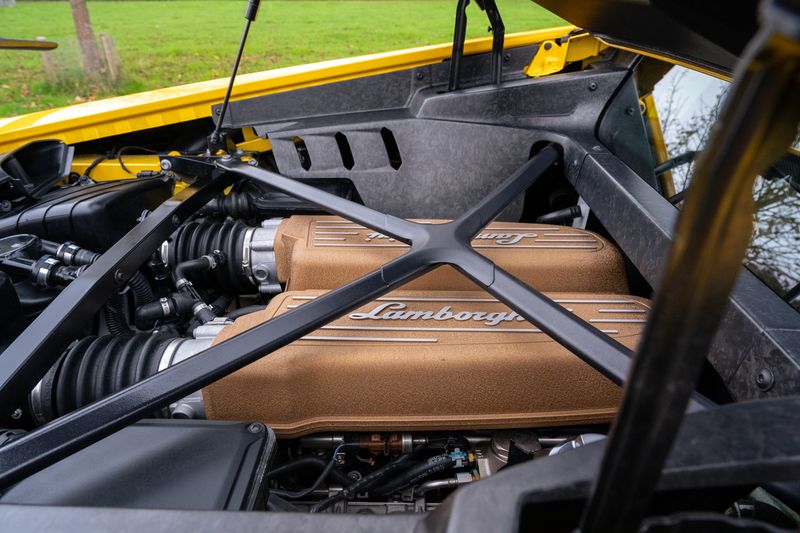 Lamborghini Huracan Performante 5.2 V10 LP640