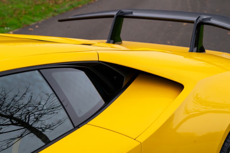 Lamborghini Huracan Performante 5.2 V10 LP640