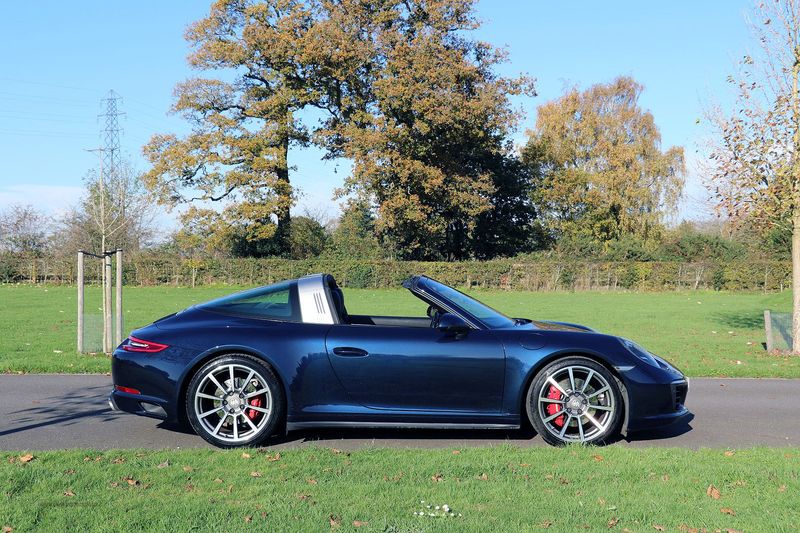 Porsche Targa 4S PDK Gen 2