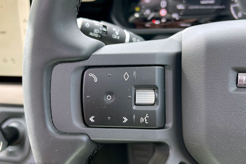 Landrover Defender 110 3.0 D300 MHEV X-Dynamic HSE with Urban Design Package