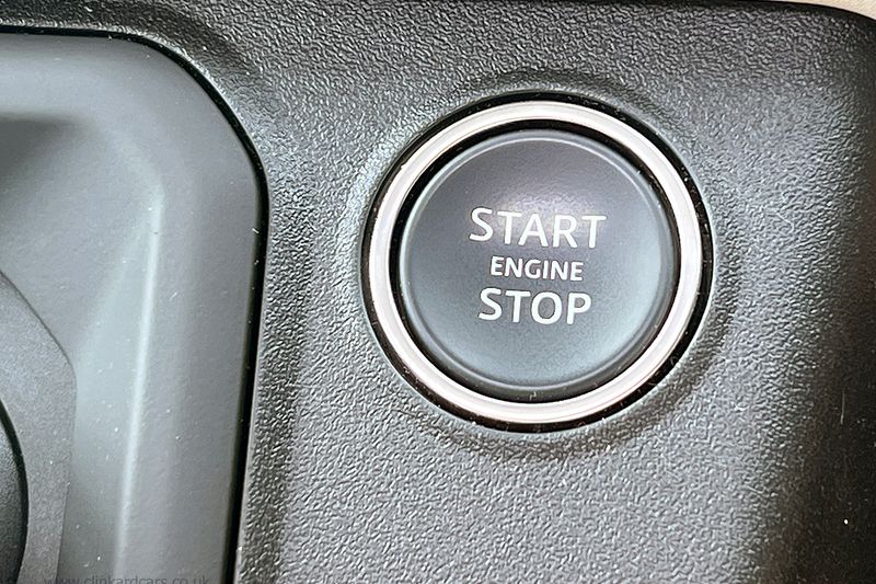 Landrover Defender 110 3.0 D300 MHEV X-Dynamic HSE with Urban Design Package