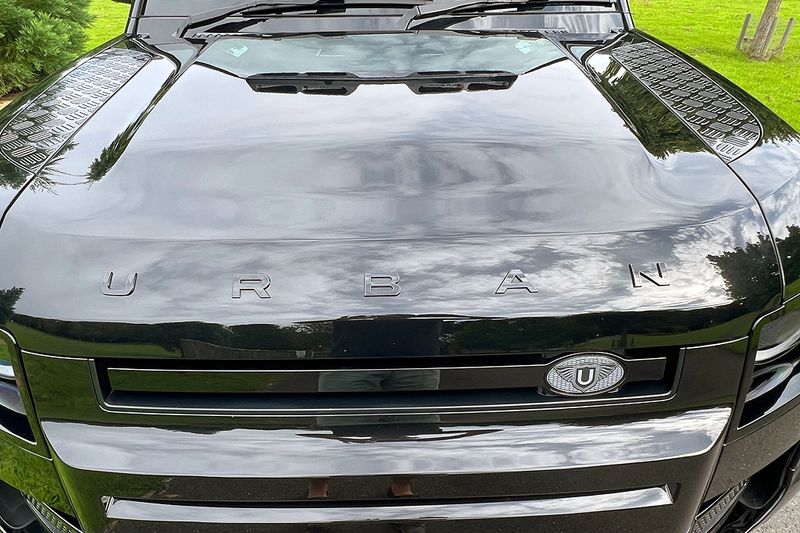 Landrover Defender 110 3.0 D300 MHEV X-Dynamic HSE with Urban Design Package