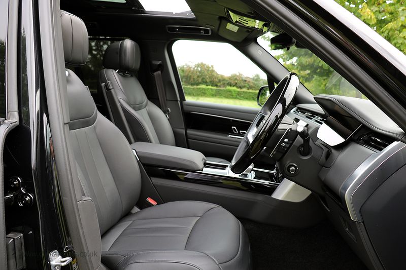 Range Rover D350 MHEV Autobiography