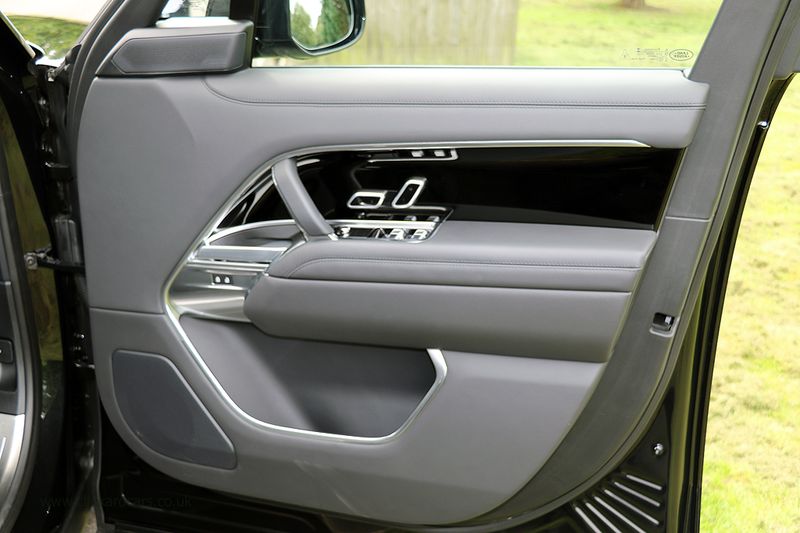 Range Rover D350 MHEV Autobiography