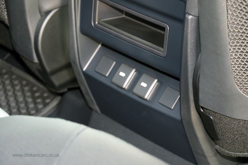 Landrover Defender 110 2.0 P400e 15.4kWh X Dynamic S Automatic