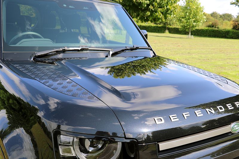 Landrover Defender 110 2.0 P400e 15.4kWh X Dynamic S Automatic