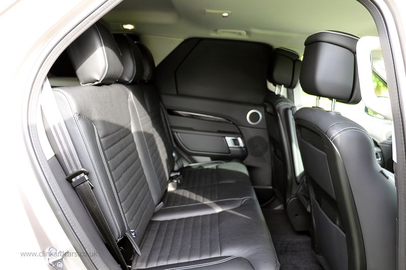 Landrover Discovery 3.0 D300 MHEV HSE LCV Automatic VAT Q - Price is Plus VAT