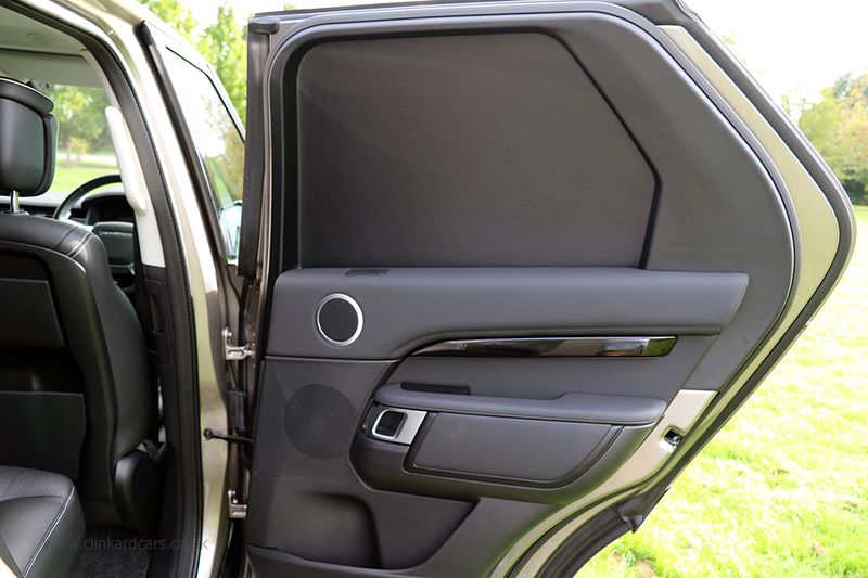 Landrover Discovery 3.0 D300 MHEV HSE LCV Automatic VAT Q - Price is Plus VAT