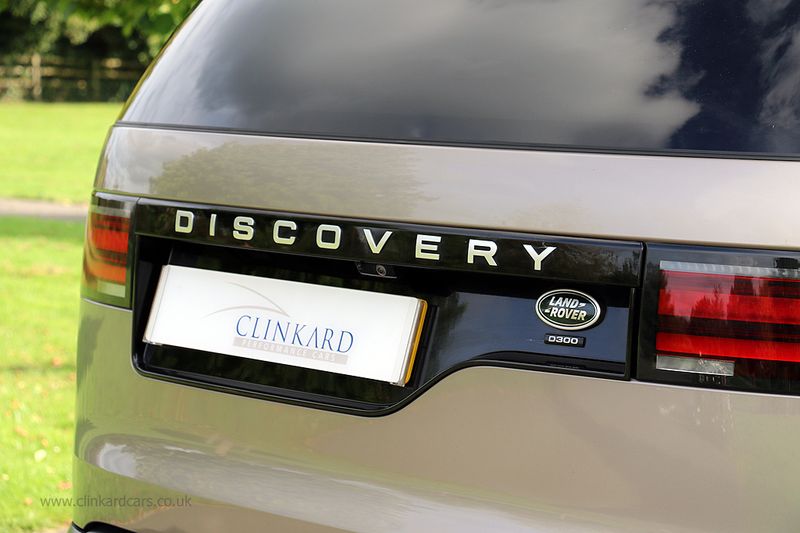 Landrover Discovery 3.0 D300 MHEV HSE LCV Automatic VAT Q - Price is Plus VAT