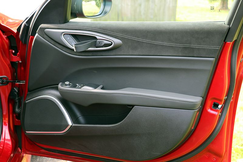 Alfa Romeo GTA M V6 Limited Edition - 1 of only 500 built