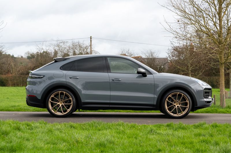 Porsche Cayenne Coupe Turbo GT