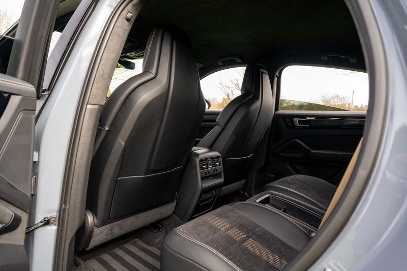 Porsche Cayenne Coupe Turbo GT