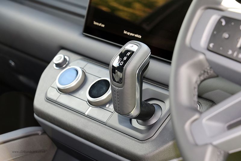 Landrover Defender 90 3.0 D250 MHEV X-Dynamic HSE