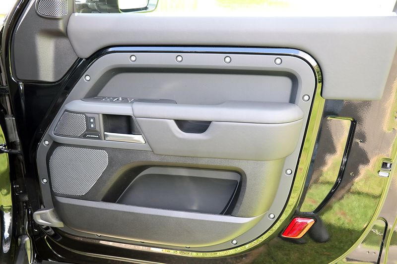 Landrover Defender 90 3.0 D250 MHEV X-Dynamic HSE