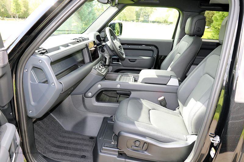 Landrover Defender 90 3.0 D250 MHEV X-Dynamic HSE