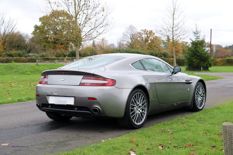 Aston Martin V8 Vantage Coupe Sportshift